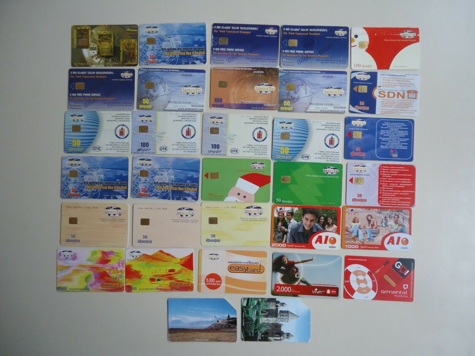 Armenia Set Of 32 Different Phonecards Armentell,vivacell