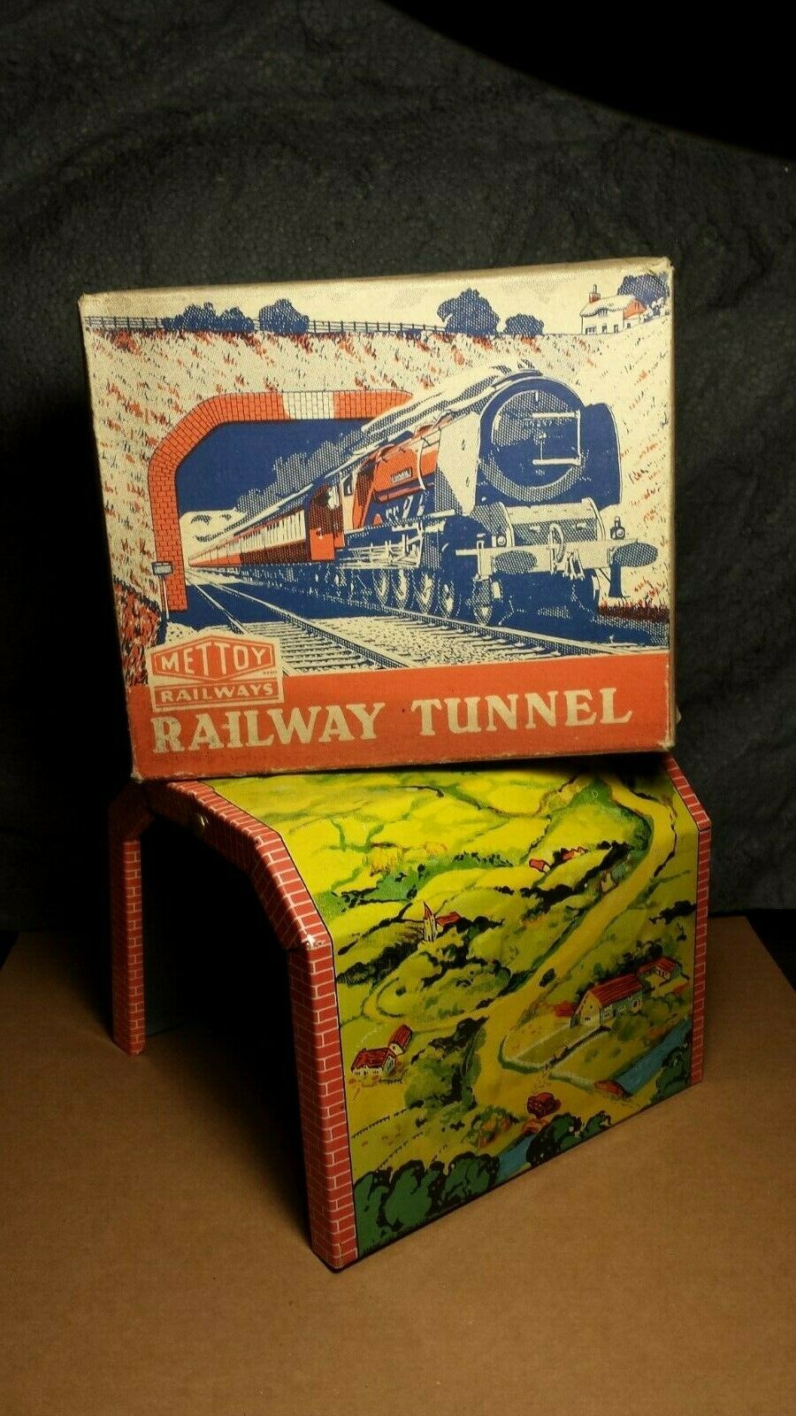 Vintage Mettoy | O Gauge Tinplate Railway Tunnel | No 5615 | Original Box | Nice