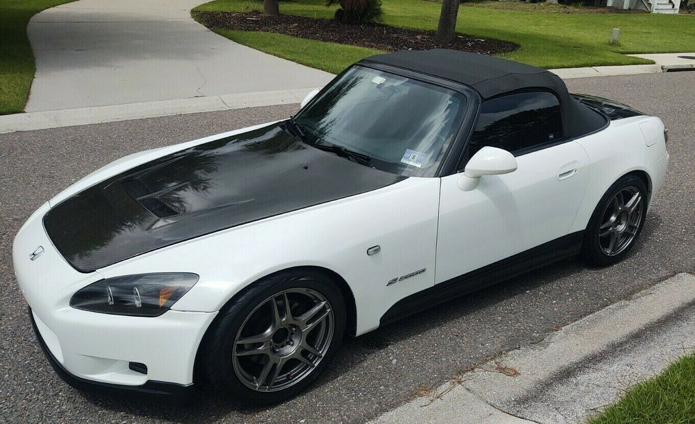 2001 Honda S2000  Very Well Maintained.