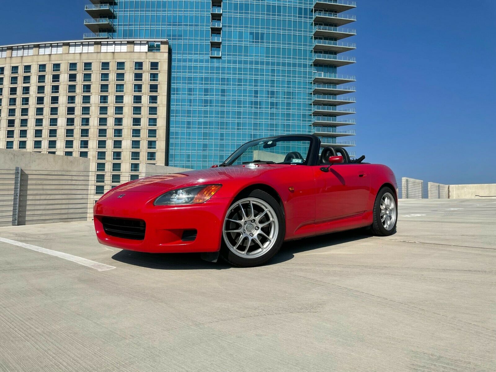 2000 Honda S2000  Well Maintained, Ap1 S2000.  Never Tracked,  Stock Drivetrain. Sensibl Upgrades
